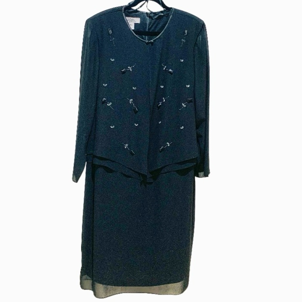 PATRA 1 PIECE BLACK CHIFFON LINED TULIPS & BEADING ON JACKET SIZE 22 VTG